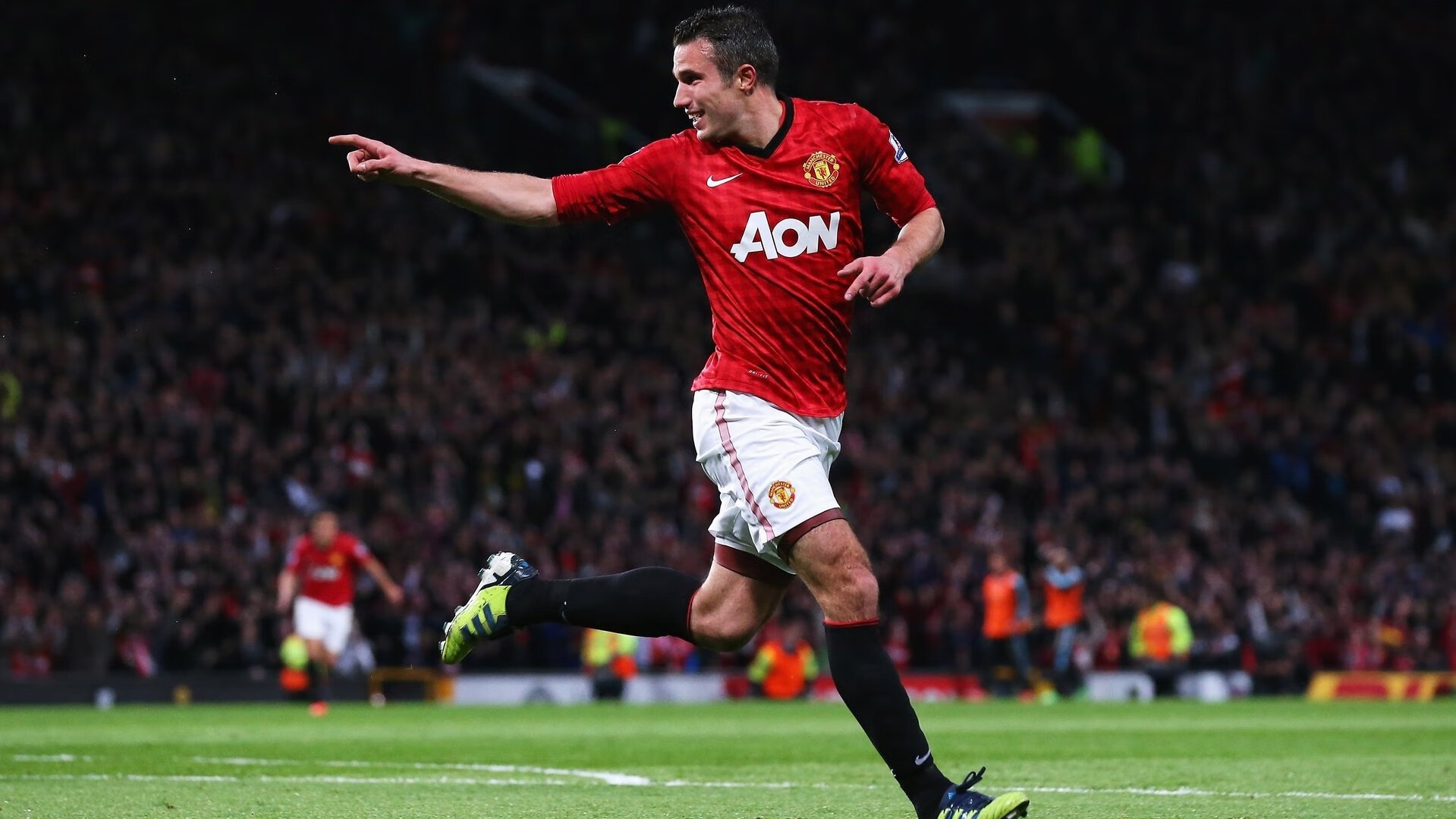 绿茵场上的祈祷，当胜负让位于人性，当祈祷声盖过终场哨，绿茵场上的人性光辉